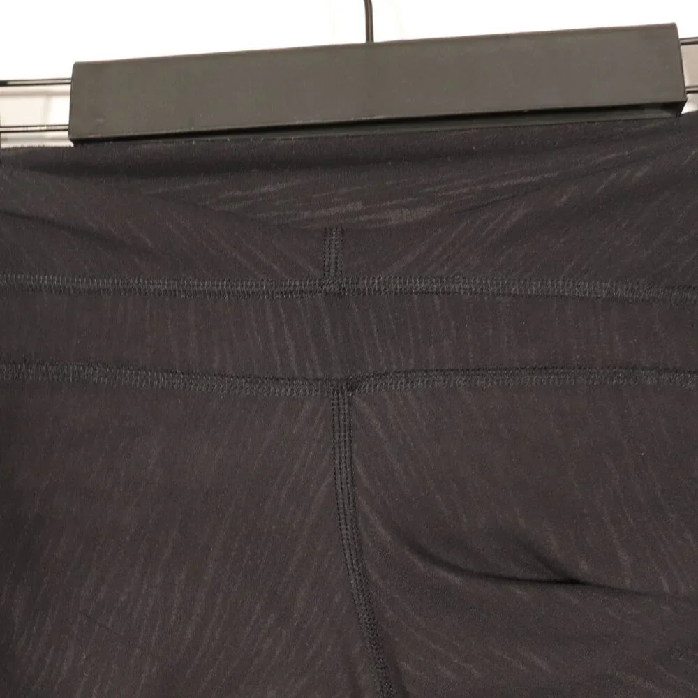 EUC Lululemon Align Pant II 25" Stride Emboss Black Size 10 - Picture 11 of 12